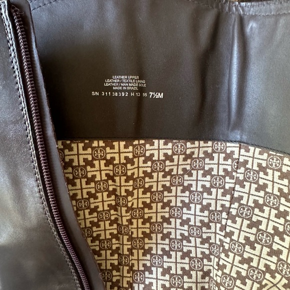 Tory Burch leather riding boots. 7.5 - Picture 3 of 4